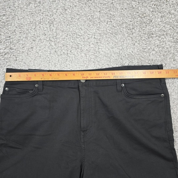 Banana Republic Traveler Jeans Mens 40x32 Black Slim Fit Straight Mid Rise Pants - Picture 8 of 13